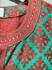 Westside Brand Kurta In Maroon And Green