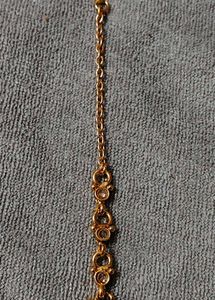 Exquisite Gold Maang Tikka with Pearls