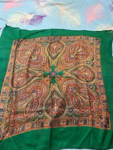 Vibrant Paisley Print Scarf/Dupatta