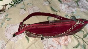 Chic Red Croc Embossed Hobo Bag