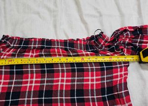Pull&amp;Bear Plaid Off-Shoulder Cropped Blouse