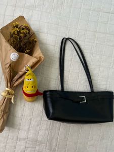 black classy bag