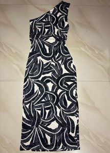 H&amp;M One-Shoulder Bodycon Dress