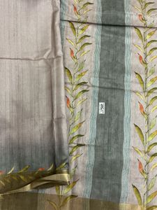 Elegant Grey Saree with Leaf Print