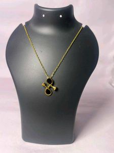 Anti Tarnish Elegant Gold Ankh Necklace