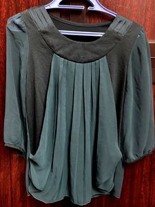 Chic Pleated Tunic Top