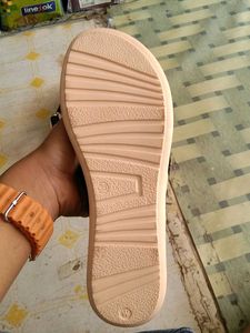 Stylish Women's Flip-Flop Sandals