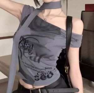 NEWME Y2K Graphic Print Crop Top