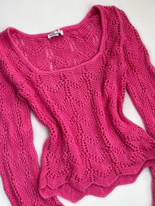 Chic Pink Crochet Knit Top
