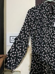 Chic Floral Print Mini Dress