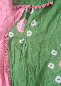 Green Bandhani Kurta Set with Pink Palazzo