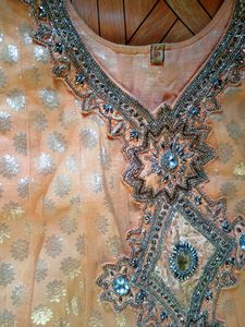 Gowns , For donetion