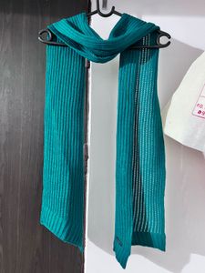 Women Knitted Green Muffler