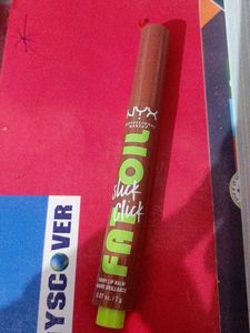 NYX Fat Oil Slick Click Lip Balm
