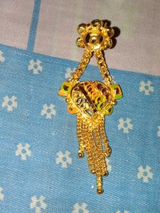 Elegant Golden Dangle Earrings