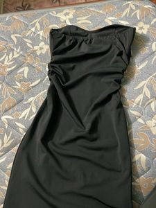 Chic Black Strapless Ruched Dress