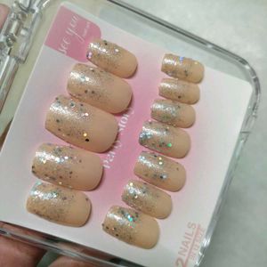 BeeBee Exquisite Nail Set