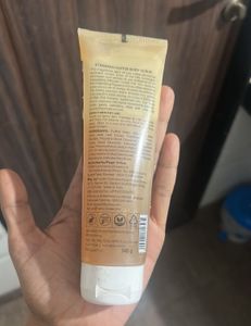Nykaa Wanderlust Ethiopian Coffee Body Scrub