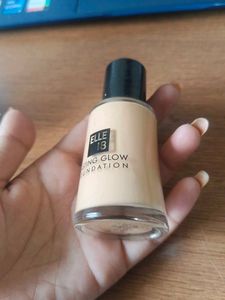 Elle 18 Lasting Glow Foundation