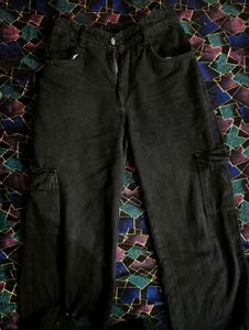 Black Cargo Jeans