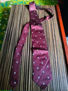 PolkaDots Branded Doubleshade Silk Tie