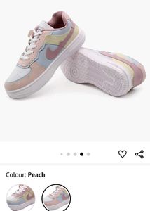 White Sneakers🤩