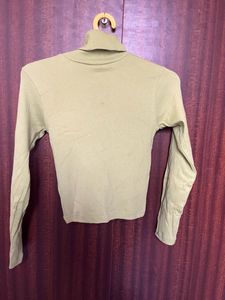 High-neck Crop Top