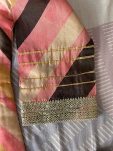 Women Striped Kurta With Gotta Patti Neck Work
