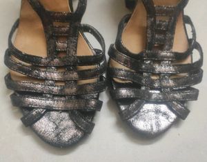 Glittery block heels sandals