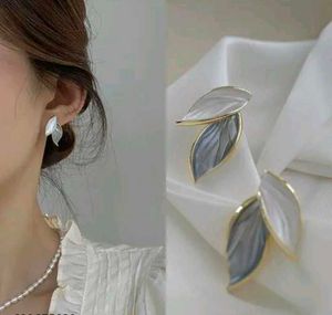 Chic Heart &amp; Floral Earrings Set