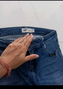 Lee Cooper Fully New Jeans For Woman Length 39 Inc