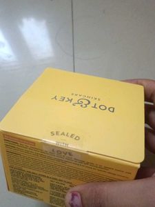 Dot &amp; Key Super Bright Moisturizer