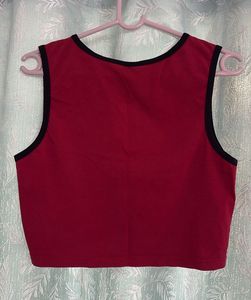 Red Sleeveless Cropped Top
