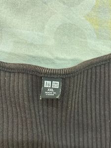 Uniqlo Ribbed Black Tank