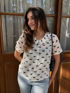 Chic White Lip Print Blouse