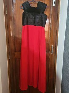 Elegant Two-Tone Maxi Dress