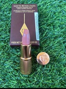Charlotte Tilbury Matte Revolution Lipstick