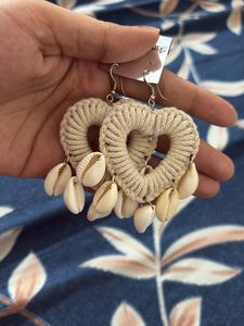 Beautiful beach vibe earrings 🏖️