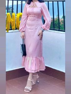 Chic Pink Ruffled Midi Dress