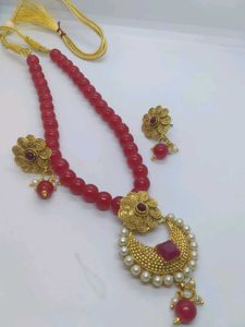 Beads Necklace Set 🥰