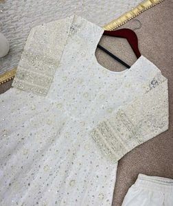 Elegant White Chikankari Kurta Set