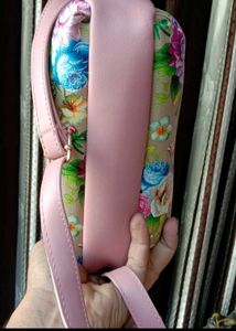 Grandeur Floral Crossbody slingBag