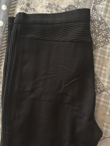 Black Skinny Pants with Zippers