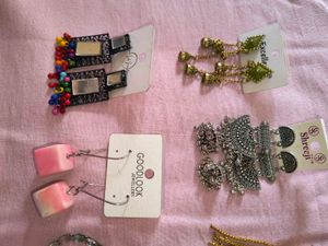 Assorted Dangle Earrings Set