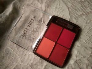 set of 4 blush tray