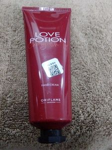 Oriflame Love Potion Hand Cream