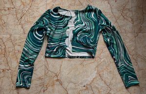Abstract Print Cropped Cardigan