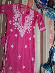 Beautiful Pink Embroidered Kurta