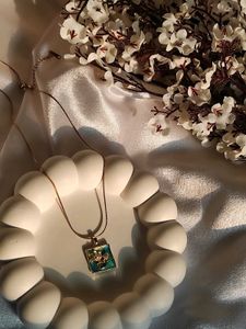 get any 2 pendants✨