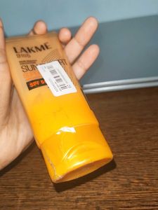Lakme 9 to 5 Sun Expert SPF 50